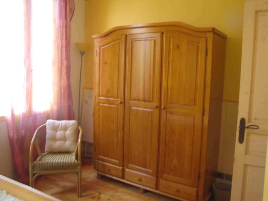 Chambres D'Hotes Les Pensees Douces Auxerre Rom bilde
