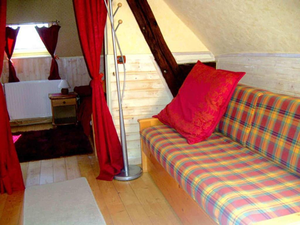 Chambres D'Hotes Les Pensees Douces Auxerre Rom bilde